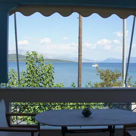 Eoσ Case de vacanță *